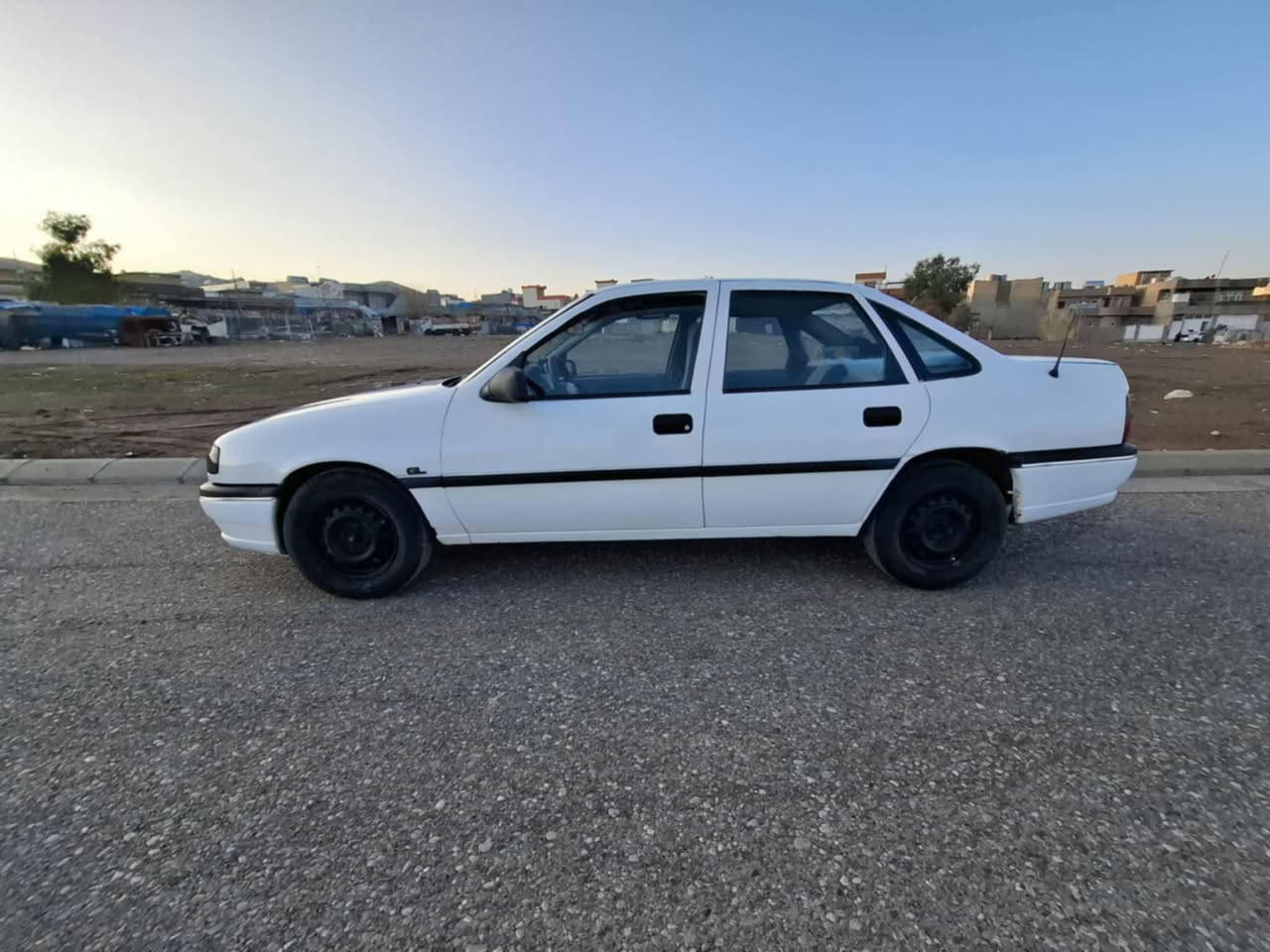 سـەرەتـا به ناوى خـواى گەورە❤️
ئۆپڵ  ڤیکترا  ساخ موس و براوه و داح و ليدار و خايس بەشەرت
ئـەم ئـۆپـڵ ڤـيـكـتـرا بـۆ فـرۆشـتـن🇧🇪
ماشاءالله شـتـى جـوان ڕێک و پێک  مـەكيـنه20 
ماشاءالله لـه قـەوەتـى🔥
ماشاءالله لـه جـوانـى😍
مـەكيـنه 20ى حـادى🚀
سـلـات ئـيـش ئەکات مەزبوت گيچه كانى كامل ئيش ئەكا گيچى بانزين گيچى حەماوه گيچى كيلؤمەتر گيچى فرەى كرينگ هەمـوى ئيش ئەکات  كوشنى شەريكه ناوى زؤر تازه و جوان ماوەتەوە گەرمى ئيش ئەكا🔥  دوو جام کارابا
سوكانى وەک مەڵحەم نسـەرەتـا به ناوى خـواى گەورە❤️ەبوو نەتەوى
هەتا وەسفى بكەم كەمە جونكه جوان و پاكه پيش و دواوه تازه دام گرتوه تندو تؤلم كردؤتەوە گير مەکينه كارەباى تەقە و رەقه بەشەرت  
کارەبـايـەتـى هـەر هـەمـووى بـەشەرت
ناو دەرەوەى يـەک لـەک جوان تر
كـامـل مەسـرەف كـراوه   چوار تایەی      تەزای  لەسەرە بۆ ٢٥٠تەبع مەسرەف مەگەرى جونكه تيا نيه  سەنەوی تا 2030تازایە  هەزای تازەیە 
سـەيارەکە مـالـى دۆسـتـه🔥 مودێلی 1995  سعرشی 40$مەجالێکی کەم 
لەكۆميـت مـحـامەلە ناکرێت مـوشـتەرى تيـل بكه يـان جـات بـكه 
شـويـن: تەکێی کاکەمەند  
بـۆ زانيـارى زيـاتـر بـەيـوەنـدى بـەم ژمارەوە بـكه....
*********** 

ئەدميـن🤍
