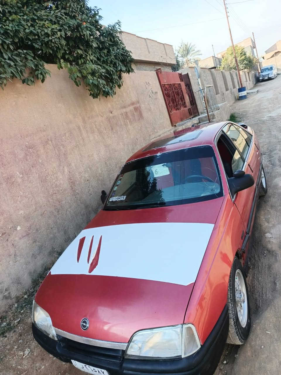 السلام عليكم اوميكا للبيع محرك 20 موديل 89 السعر خاص او الاتصال على الرقم ***********
