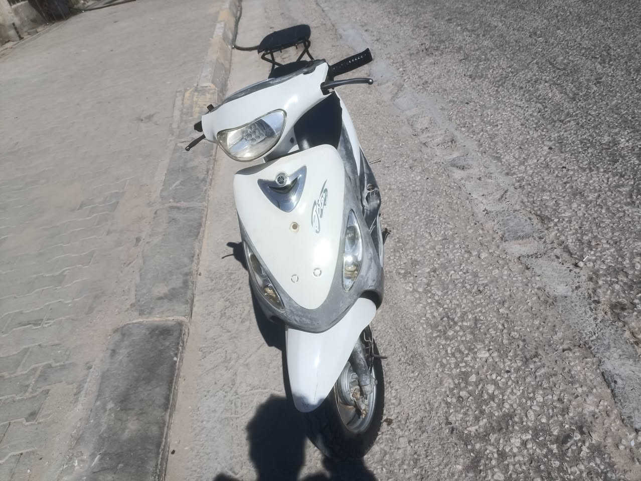 ماكس منغولي بوشه 49 دراجه حلوه ونضيفه برغي مامفتوح بيه مال طالب مدرسه (مكان كربلاء) ***********رقمي سعر 650 وبيه مجال حك جيه
