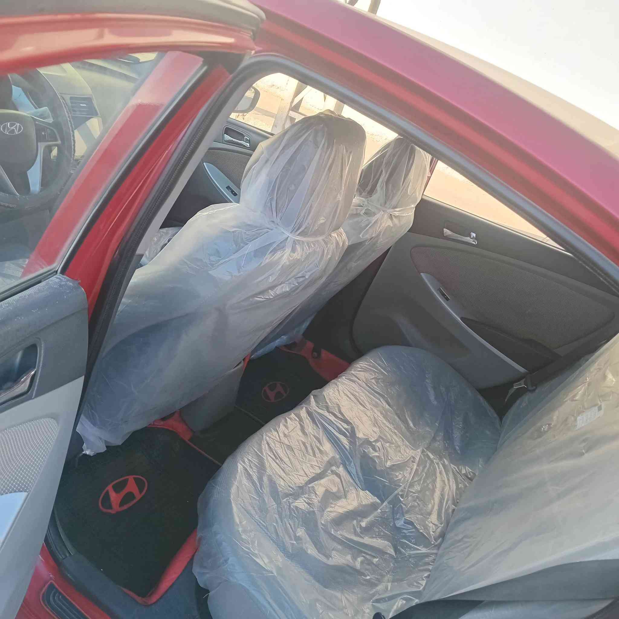 سلام عليكم اكسنت 2015خليجي  رقم مثنئ مشروع وطني 
صبغ جاملغ وباب 
كير ايتي 
السعر 88وبيهه مجال 
***********
العنوان /بغداد كراده خارج
