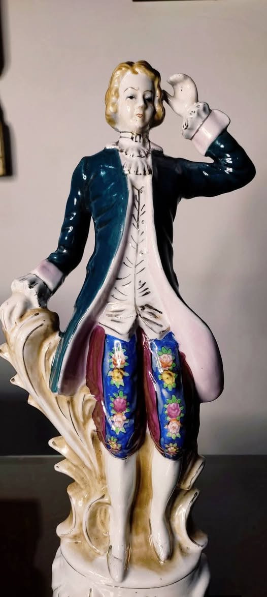 تمثال ياباني هاند ميد بالكامل مرسوم باليد موضح تفاصيل في الصور مقاس 40 والمهتم بالسعر على الخاص


**إذا كنت صاحب هذا الإعلان وتريد حذفه لأي سبب، رجاءا أرسل رسالة إلى الدعم الفني**