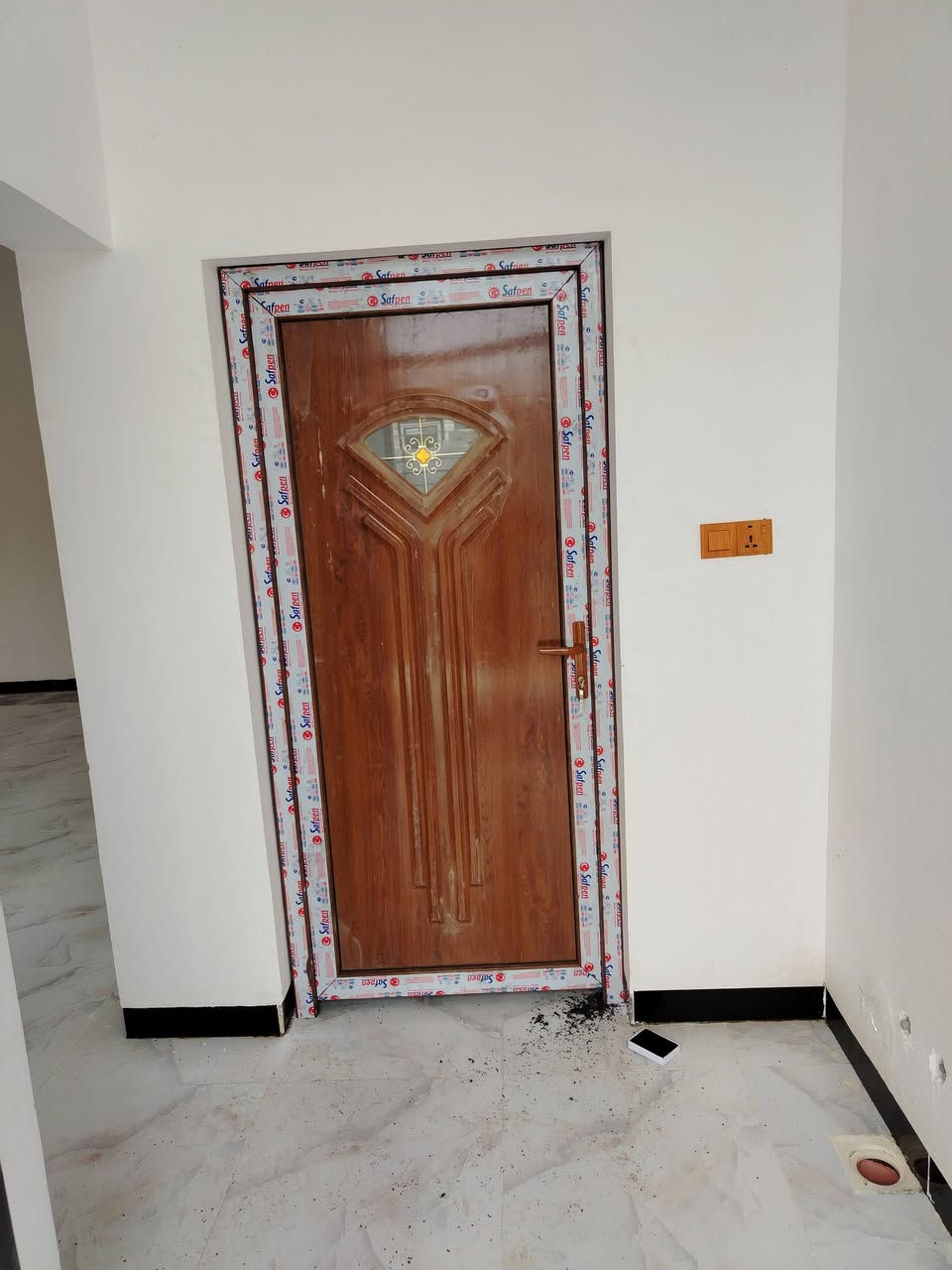 معمل العبيدي أبواب وشبابيك pvc البلاستك ول المنيوم   محجرات الدرج وبواب التركيه الداخليه ول خارجيه   اسعار مناسبه العنوان العلم دبي مجاور معمل ثلج دبي استفسار على الرقم ***********
