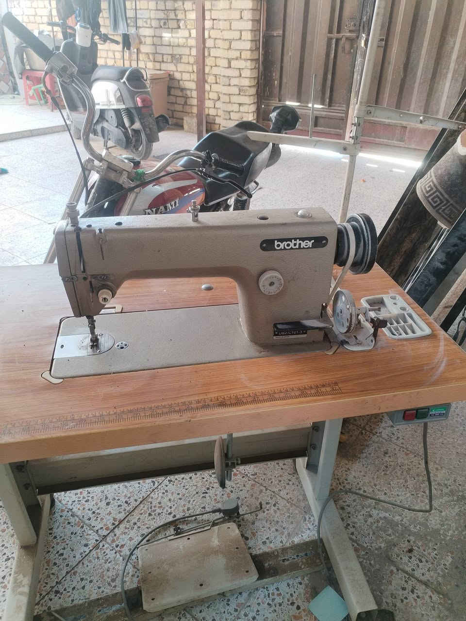 السلام عليكم مكينه ياباني للبيع نضيفه جدا  وشغال فول ***********
