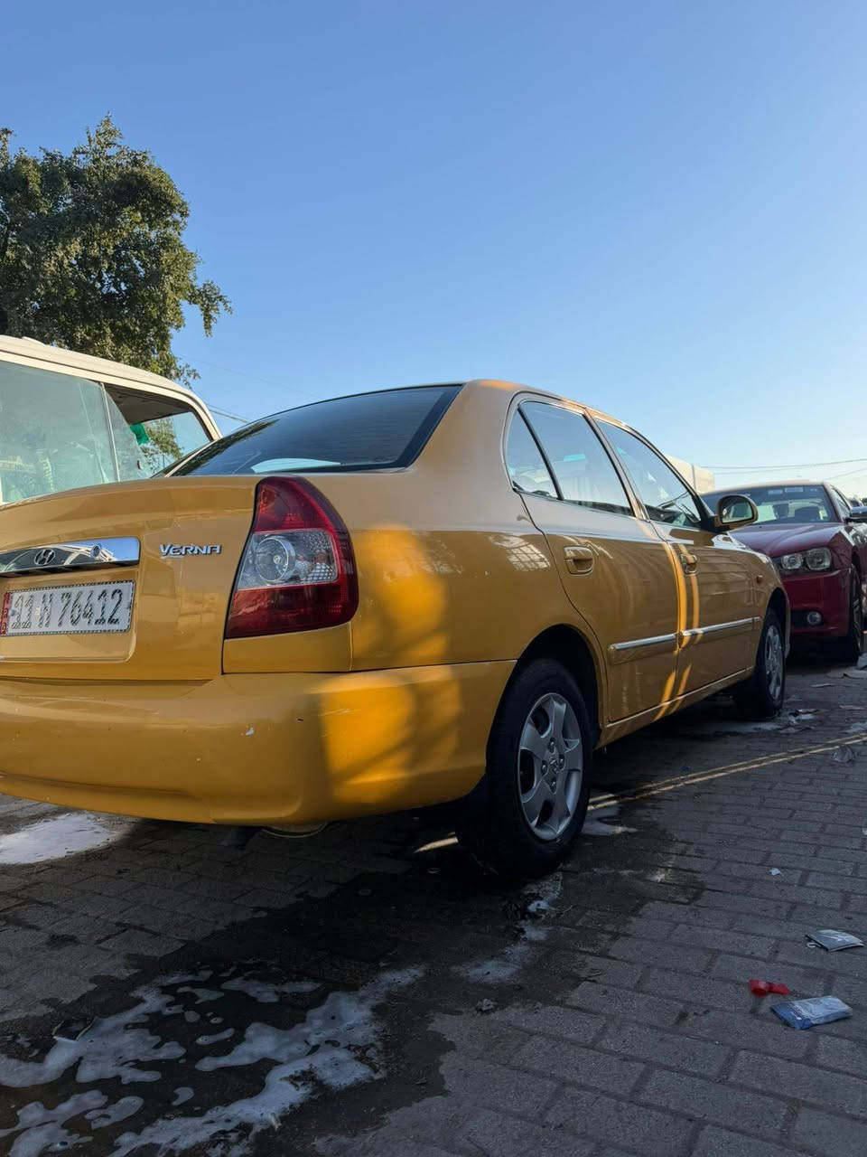 هونداي فيرنا  كفاله عامه 
موديل 2015 سياره جديده بدون اي ضربه وبدون اعاده صبغ
سياره جديده سبير منازل سياره ماشيه 68 فقط 
بسمي رقم بغداد انكليزي تحويل مباشر تأخذها صفر غرمات وهيئه سعرها 88  رقم تليفون صاحب السيارة ***********
