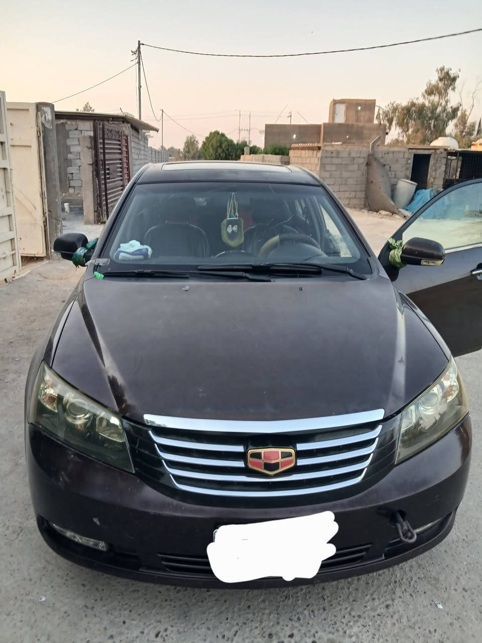 سيارة ام كراند  موديل 2013 للبيع.
كير ومكينة خير من الله 
تبريد ثلج.
تخم تايرات جديد.

العنوان : بابل.
رقم السيارة بابل.

السعر 50 وبي مجال.
للإستفسار الاتصال ع الرقم 
***********
