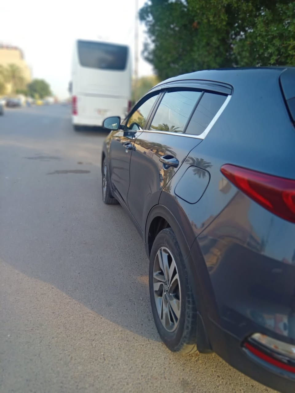 🔷مكلف بالنشر
سبورتج 20
وارد أمريكي
مواصفات عادية
رقم بغداد
محرك مچفت على أيدينا لاتنقيص ولاتبخير 
محرك 2400GDi
قمارة بيها حالوب خفيف 
حادث كما موضح بالصور
السعر 143 وبيها مجال بسيط
مكان السيارة (بغداد-الغدير)
رقم تلفون: ***********
