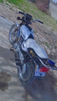 اخون دراجه. ايراني 4 كير نضافه كدام عينك اخي.  كهرباأيات كلها شغاله.  ...