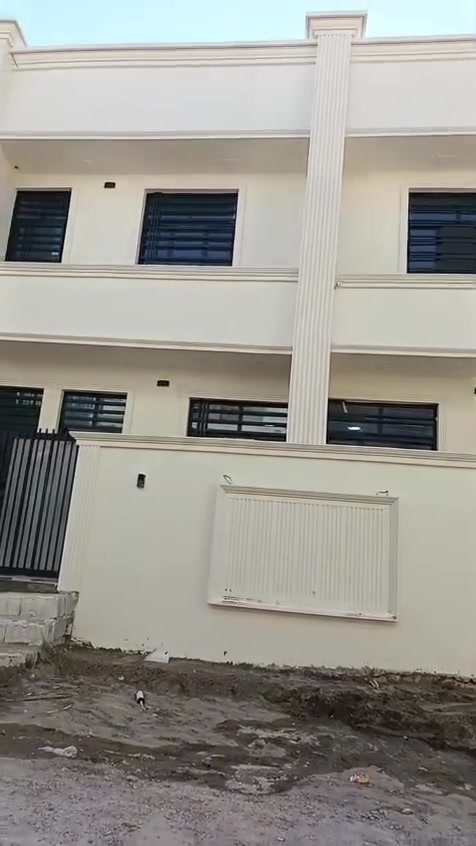 السلام عليكم
مشتملات  عدد  اثنين  للبيع مساحة كل واحد ٥٠ متر ٥×١٠ بناء درجة أولى وموقع ممتاز مدخل كميره مقابل باب الجزيرة الثالث والتفاصيل داخل الفديو للإستفسار الاتصال على الرقم  ***********
