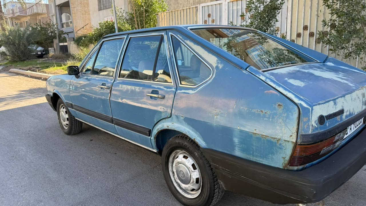 السلام عليكم
برازيلي الحجي للبيع وبسمنا وسنويه جديده وتبريد شغال ومكينه بلاد وما بيها ضربه ولا صبغ ولا تعمير وكلشي بيها شغال وعل وضع الشركه وسعرها 34 ومكانها بغداد شارع فلسطين 
وهذا رقمي للاتصال ***********
