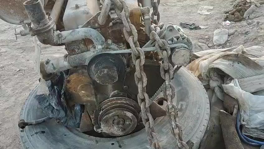 مكينة شفل ألجي ألفين وسبعة ألفين وثمانية توهة مجفتة بس براد ألماء مثقوب ألمكان ألبصرة ألسعر عشر ورقات ***********
