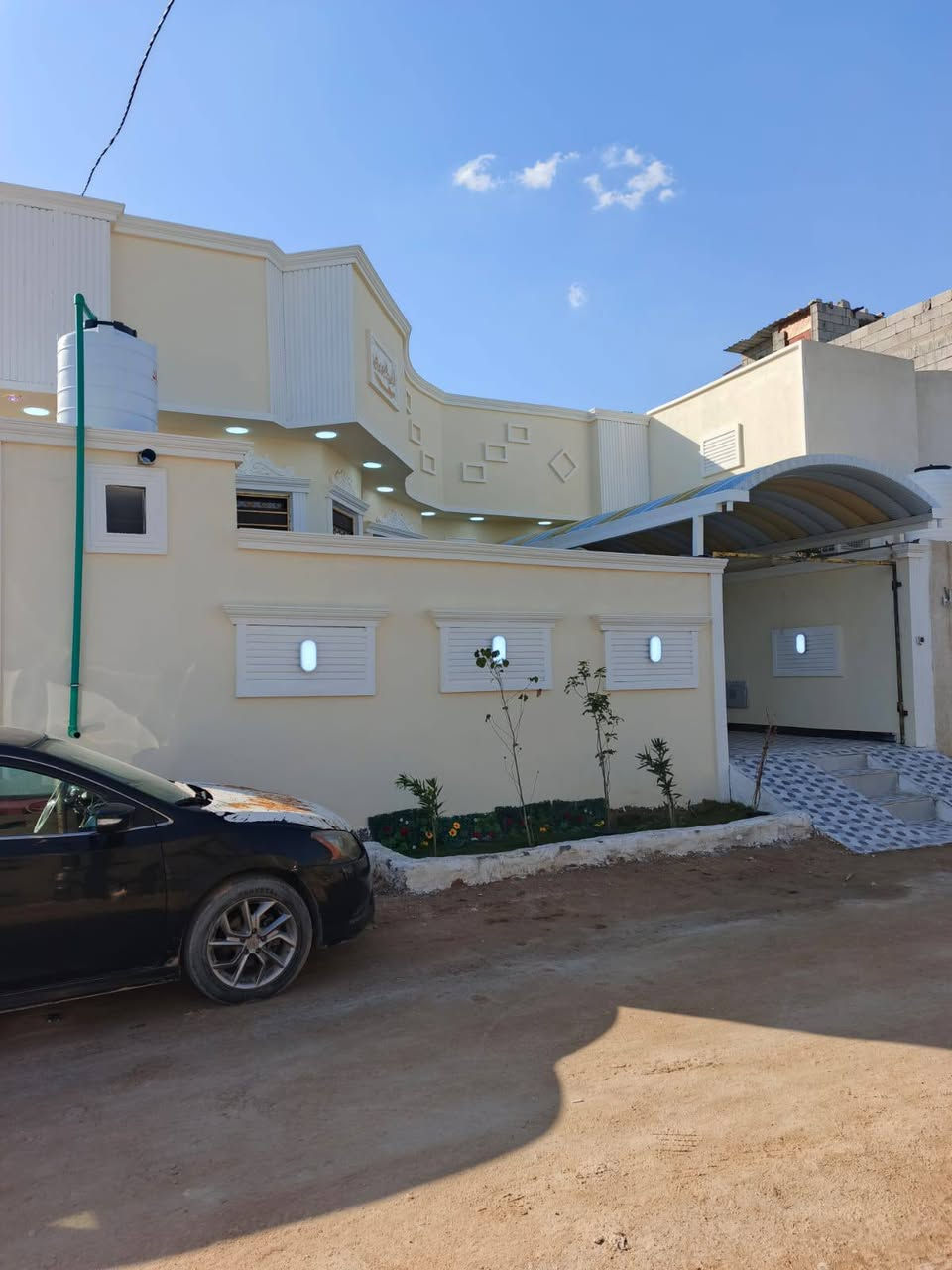 السلام عليكم ورحمة الله وبركاته 👋
اللا ستفسار ***********

توفر دار سكن للبيع  سعر جداً مناسب 

بناء حديث سنة البناء 2026

المساحه 210 م مربع

على شارع 9م

جميع الخدمات متوفره

محتويات البيت ⬇️
دوانيه
صاله ضيوف
موزع غرف
مطبخ
غرف نوم 2
صحيات داخلي + خارجي
كراج

نوع العقار : طابو ملك صرف زراعي عراقي سند 25

العنوان .. بصره كوت ثويني مقابيل صناعية حمدان

فارق جاهز للسكن 

السعر  117 بي مجال بلاش

للاستفسار ***********
