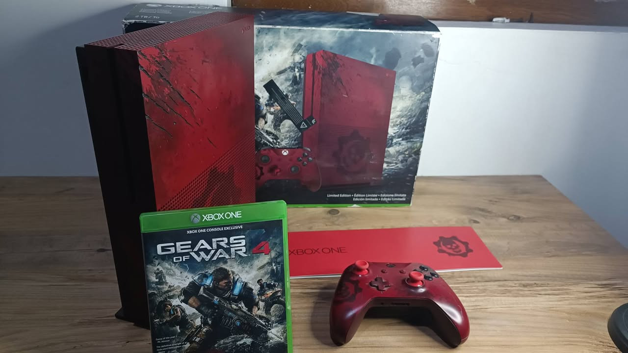 للبيع اكس بوكس وان اس باندل نسخة نادرة جداً. شحجيلكم عن القطعه نضافة 100/100 ممستخدمة ابد مضمومة كارتونه كامل وحت قرص وحت حساب ويا من الشركة وستاند ومساحة 2T جهاز روعة شخط مابي اطيك ضمان مدى العمر سعره 265 للأتصال *********** كارتون مطابق وبعده بجياسة الشركة الصور تحجي
