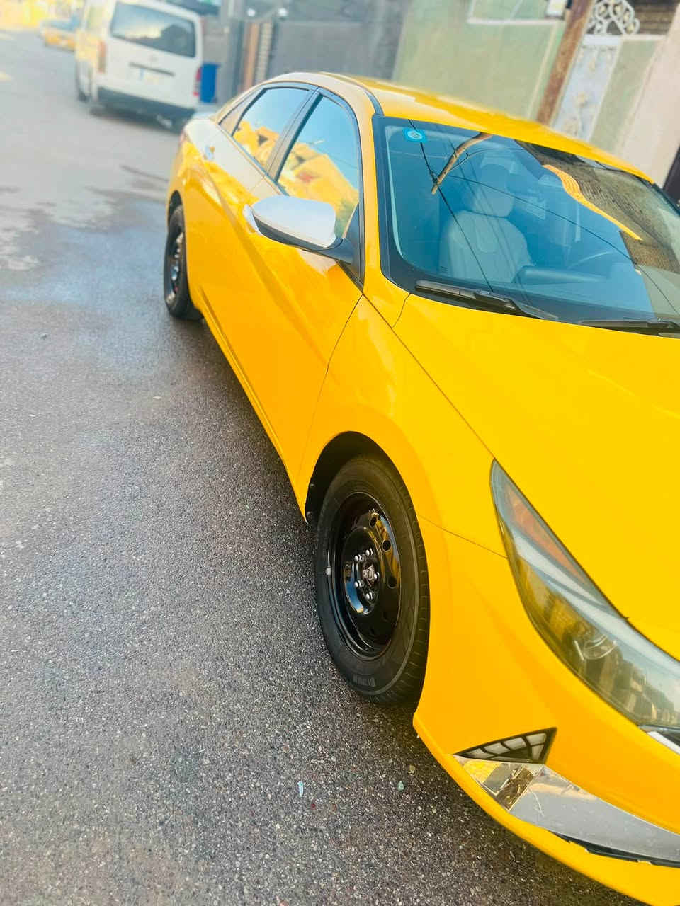 السلام عليكم النترا 2021 وارد امريكي للبيع مابيها نقص التفاصيل الحادث موحود بل منشور السعر 147و بيها مجال التواصل على الرقم ***********
