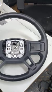 لاند روفر ديفندر • تغيير موديل مقود • تنجيد جلد طبيعي