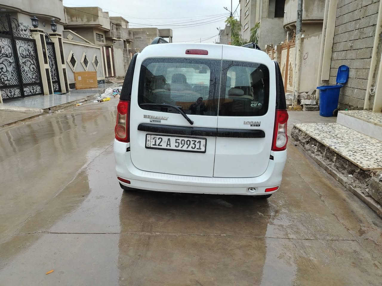 السلام عليكم سيارة رينو لوكان 2012 تحويل مباشر السعر 75$ قفل للاستفسار الاتصال على الرقم ***********
بيها كابون بانزين جاهز
