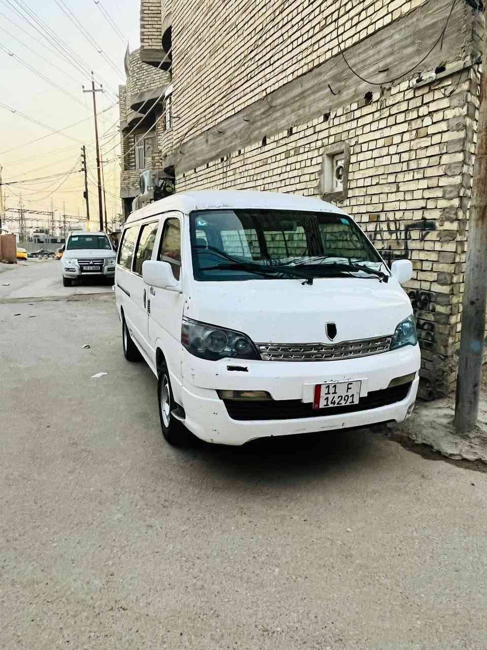 عليكم H1 للبيع موديل 15 خير من الله مكفوله من صبغ وضربه فقط بيهه شبرين باب سلايت صبغ  فقط سياره جاهزه من كلشي مكان سياره بغداد الرقم ***********
