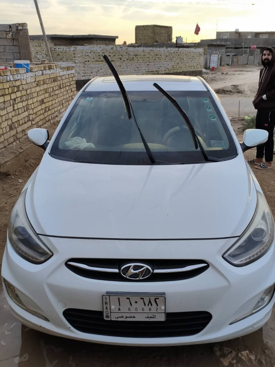 السلام عليكم 
للبيع 
اكسنت 2016
فول مواصفات فتحه 
تحكم سيتيرن 
تبريد ثلج 
سياره جاهزه 
مكفوله عده  بارد قليل 
تخم تاير نظاف 
سياره احله من الصوره 
السعر 115وبيه مجال 
التواصل اتصال على رقم 
***********
مكانه ديوانيه شاميه
