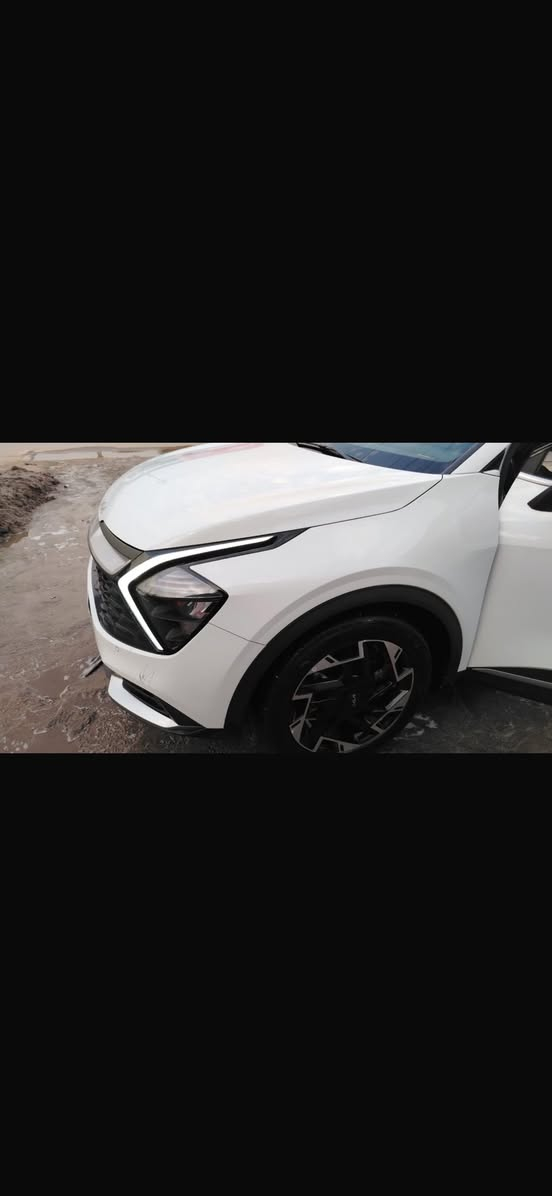 للبيع 

سبورتج 2025 رقم بغداد 
ويل 19 
جنطة كهرباء
كشنات كهرباء
تشغيل عن بعد
ماشية 25 

***********
