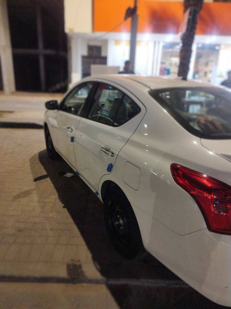 السلام عليكم نيسان صني مصري 24كفاله عامه السياره ماشيه 41الف و قابل للزياده السياره جديده استخدام شخصي السياره جاهزه 
تبريد قطعتين  
جام اربع كهربائي 
كشن جك 
شاشه كار بلي 
كامره 
اربع سماعات 
اشاره بل مري
السياره وضعية شركه تايرات شركة سبيرها شركه كتلوكات موجوده 
السعر124و بيها مجال بسيط كلش
*********** البصرة, العراق
