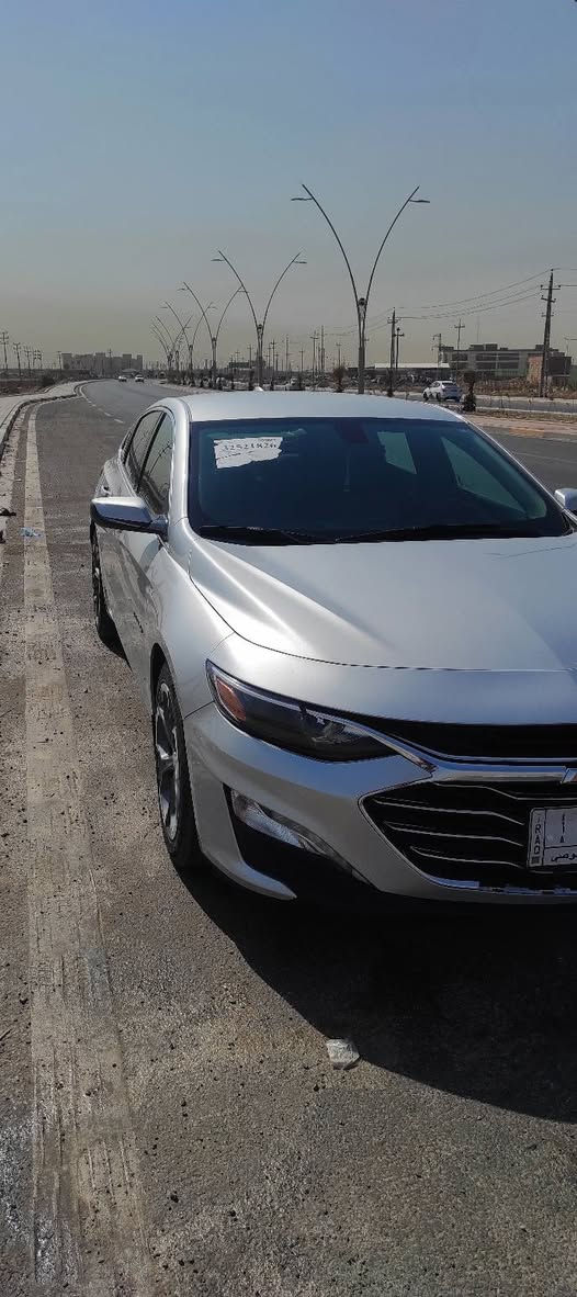 السلام عليكم 

ماليبو 2020 LT
محرك 1.5 تيربو
السيارة غرق بيه بوارد والدوسة اليمنة بيه ضربة على وضعها حدادة جديدة  تبريد تدفئة وتدفئة كشنات بلاد بجم كبس ايرباكات كله سليمة ...
تحكم استيرن جهتين
تدفئة كشنات 
تبريد وتدفئة مناخية 
شاشة كار بلي 
بصمات 
تشغيل عن بعد
السعر 115 وبيه مجال 
للاستفسار على الرقم 
***********
*********** شط العرب, البصرة
