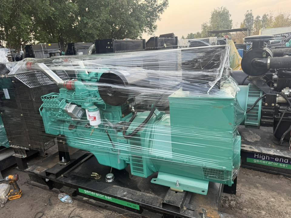 سلام عليكم ورحمة وبركاته
وصول بضاعة جديده للمولدات
الكمنز 24/114/ ولف /  250 /200  كيفي
الكمنز 150/100 كيفي 
شتاير 400 كيفي
بيركز من 50 كيفي إلى 150 
العنوان بغداد رقم الهاتف / ***********
