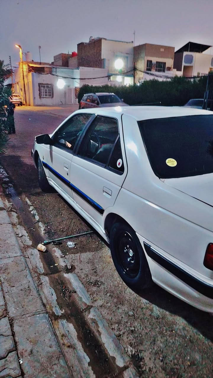 السلام عليكم بيجو بارص مديل 11
سياره بيه 3 قطع كير مكينه مكفولات تبريد عاطل حداديه 80 بلميه  مكانه نجف راعيه نجف يريد مداور للستفسار
*********** واتساب
