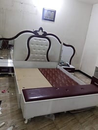 غرفة نوم • مستعملة • سعر جيد