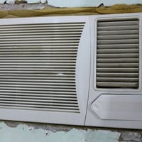 مكيف توسوت • نظيف • كوت الخاجية