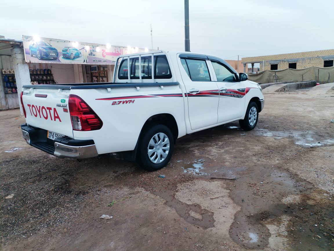 سلام عليكم  فلاونزه البيع موديل 2025 جديده ماشيه 15 الف مكفوله كفاله عامه وبيه سونار شرط كفاله عامه  كير عادي  رقم ذي قار نكليزي  سعر 258  مكان  السياره ناصريه  رقم تلفون  *********** بي واتساب  ترهم مراوس حسب القناعه ناصرية, ذي قار
