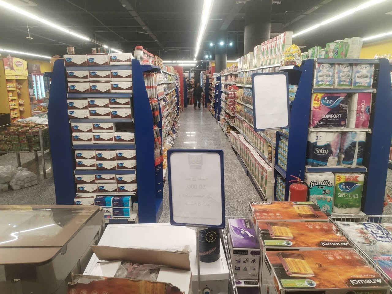 رفوف وسطي + جانبي للبيع
نوع تركي ثقيل شرط
قياسات الوسطي 
 ارتفاع ١٨٥cm  عرض ١٠٠cm  عمق ٤٠cm
كل متر يحتوي على ١٠ رف
متوفر ٧٥ متر
قياسات الجانبي ارتفاع ٢٢٥cm عمق ٤٠cm عرض ١٠٠cm
متوفر ٥٠ متر كل متر يحتوي على ٥ رف

***********
***********
