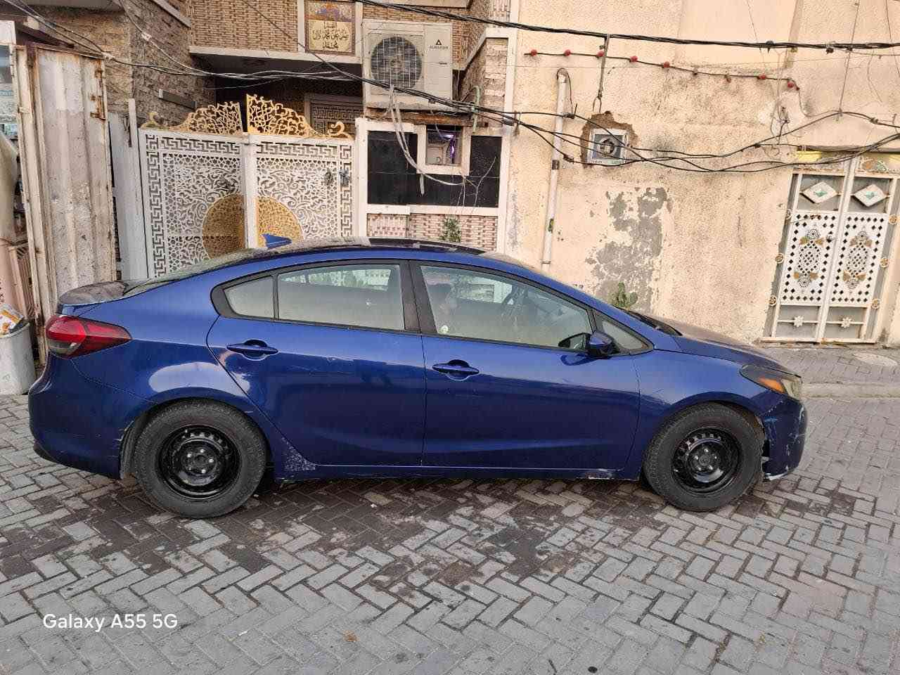 السلام عليكم فورتي مديل 2017 حادثها بنيد وجاملغ بدون ايرباك ودواخل ومحرك مفتوح السعر 110 
للاتصال. *********** بغداد, العراق
