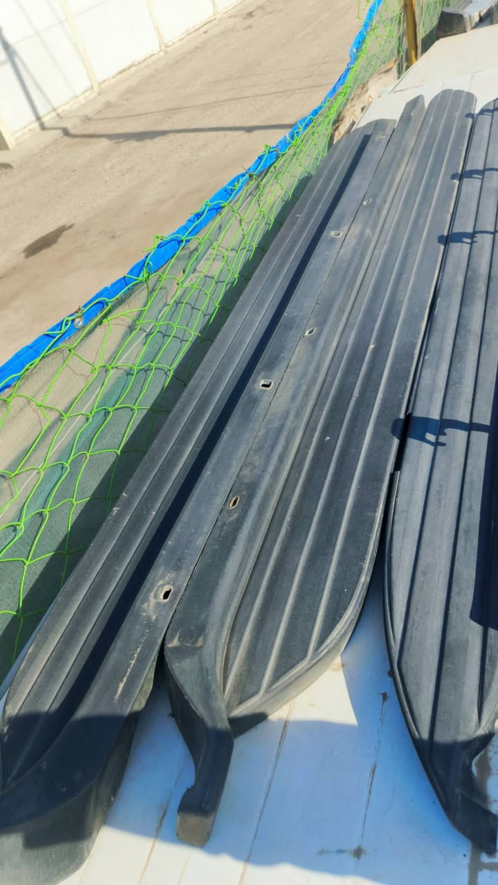 السلام عليكم متوفر قطع غيار بانواعها كل مايخص تاهو جمسي يوكان سوبربان المكان حصوه طريق حله بغداد مجمع الشمري السعر الزوج 160متوفر خدمة توصيل الرقم ***********متوفر واتساب
