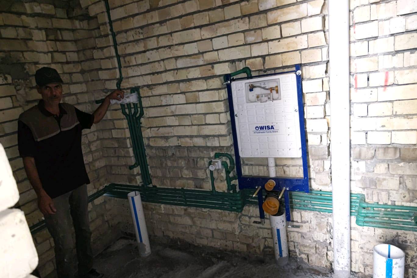 عمل رفت مساحه 100متر ،+تٱسيس ماء ومجاري 2حمام ومطبخ بسعر مليون250