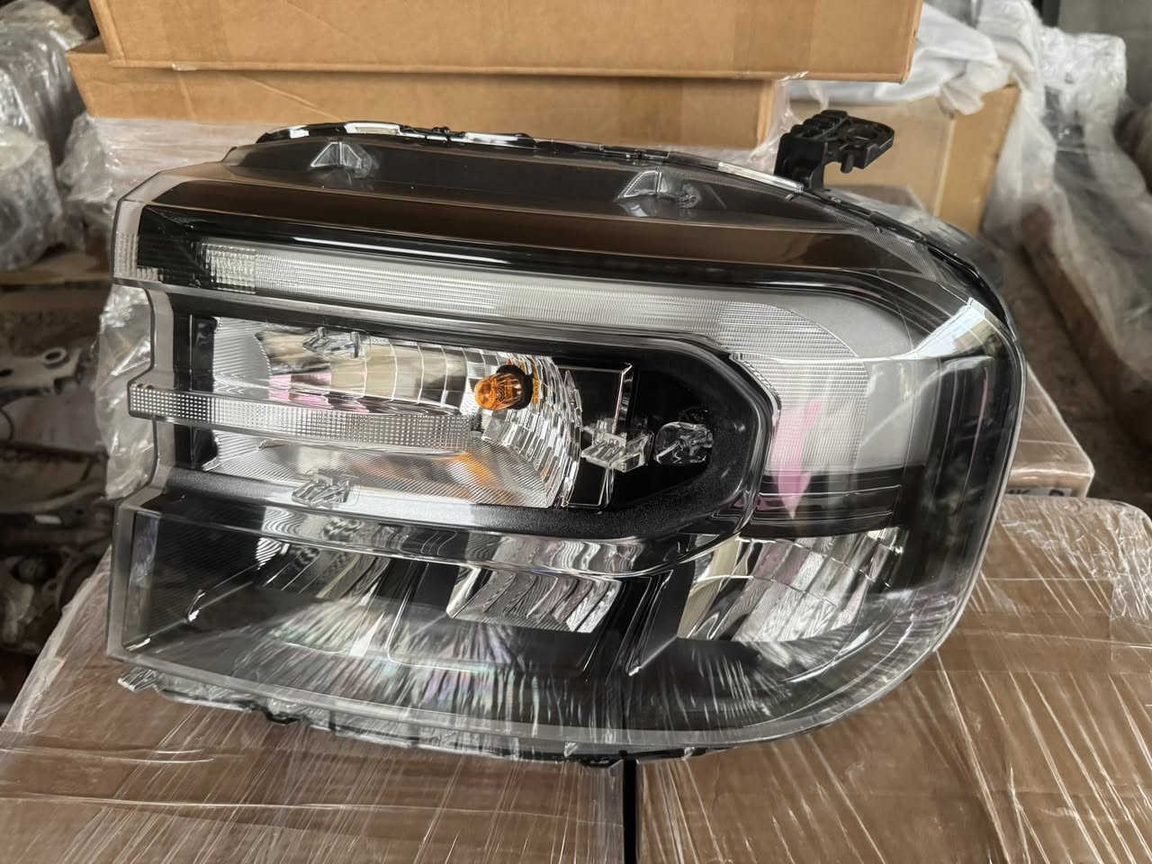 وصول لايتات فورد مافرك اسود ابيض 
دعاميات 2024 2025
بنيد جاملق كفر بدنه    الانبار الرمادي 
ابو طيبان***********
