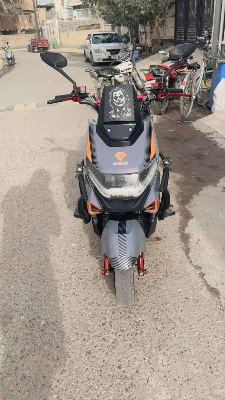 سلام عليكم ماطول البيع شحن موديل 2025 بعدة جديد ستة باتري بعدة  جديد العنوان الرمادي شارع 17 قرب جامع هميم ***********
