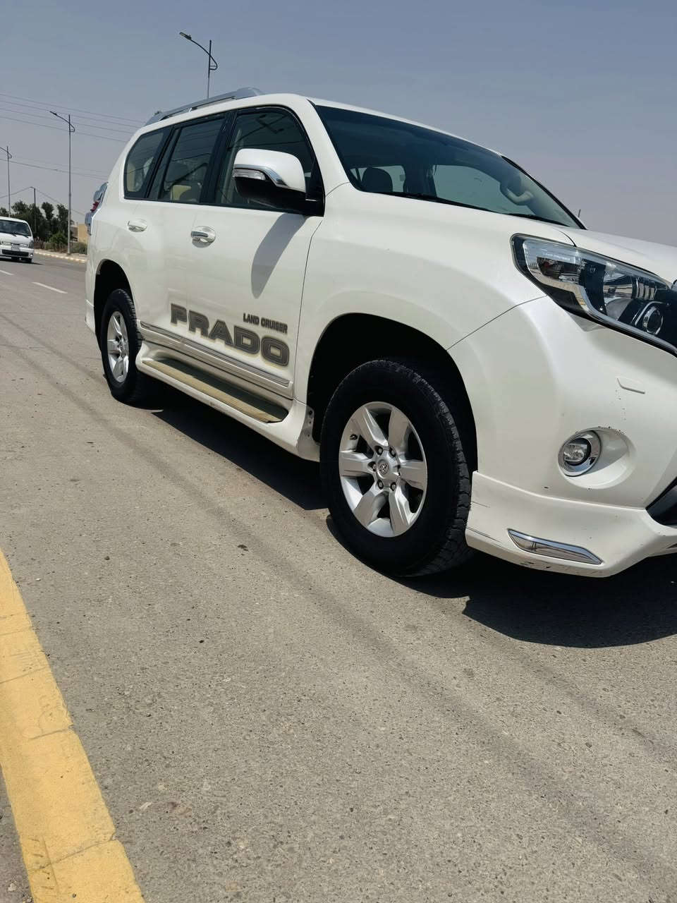 السلام عليكم
برادو ٢٠١٧ للبيع 
٦ سلندر 
مكان السيارة / الكوت 
***********
