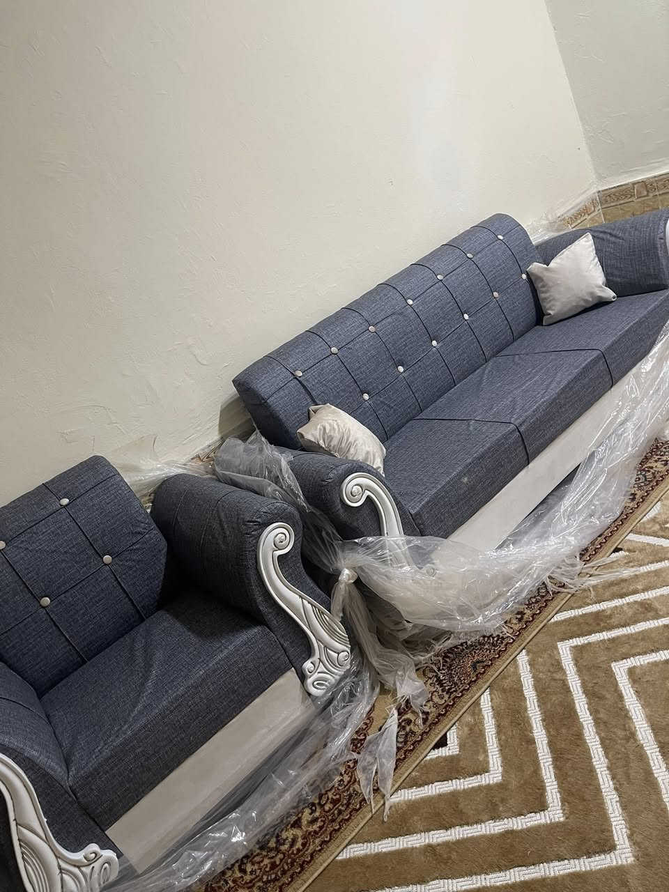 تخم نضيف للبيع عشر نفرات
المكان الرميثه اليريده يتفضل خاص


**إذا كنت صاحب هذا الإعلان وتريد حذفه لأي سبب، رجاءا أرسل رسالة إلى الدعم الفني**