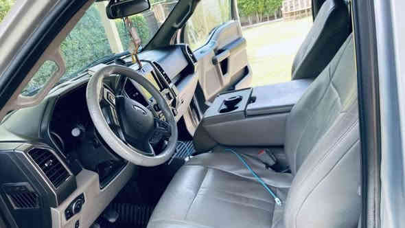 Ford f150
موديل  2018 
السيارة محرك ٦ سلندر v6 turbo
كير ١٠ نمر
باب طويل وبدي قصير المرغوب
مواصفات xlt
كشنات تدفئة
جلد
قفل دفلوك
كامرة خلفية
حساسات
تشغيل عن بعد
شاشة جبيرة
دوسة بانزين وبريك تحكم كهرباء
ماشية ١٢٥ ميل
رقم بغداد دولي الجديد

حادث جاملغ خلفي وباب خلفي فقط 
السيارة عليهة ادامة كاملة من كل شي

للبيع او المراوس حسب القناعة مكاني بغداد اليرموك 
*********** بغداد
