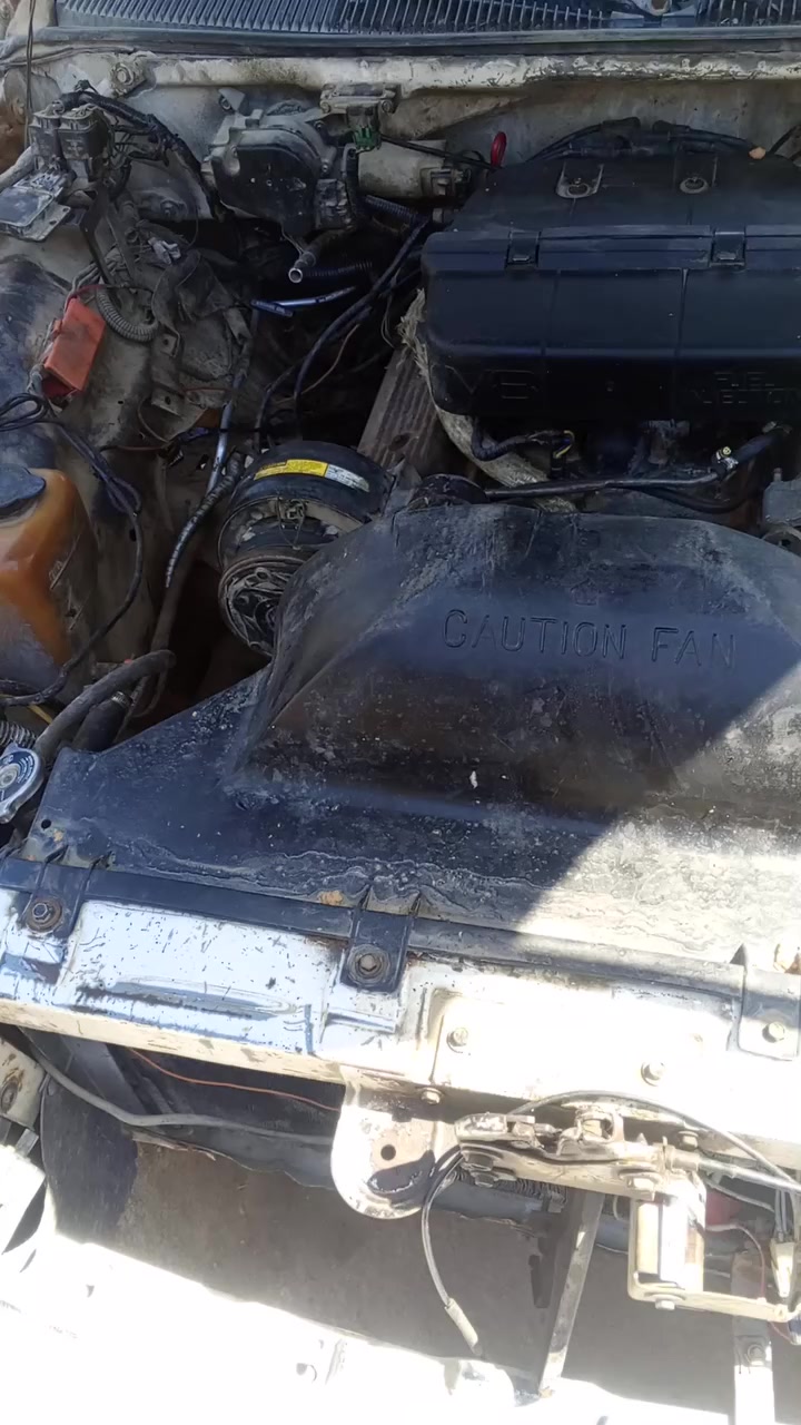 السلام عليكم دولفين موديل 92 للبيع سياره حلوه كير مكينه خير من الله رقم بغداد الماني تريد وكاله تريد تحويل السعر 30وبيها مجال المكان سماوه ***********
