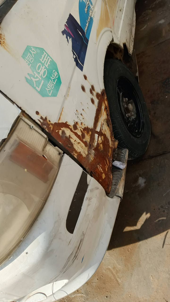 اسلام عليكم فتون مديل 10 راعيه يريد تحويل رقم صدامي غرامات 800 حسب كلام صاحبه بس اني دكيته بالحاسبه لا توجد  ول هيىه 300 
كير مكينه اكسن كفاله زوج تايرات خلفيه صار 3ايام من شادهن صدر نص عمر كهربائيات كله جديده ضفيره جديده باتري سلف كله جديد خير من الله والحمدلله للتواصل ***********سعره 23وبيه مجال مكاني مدينه صدر حي طارق
