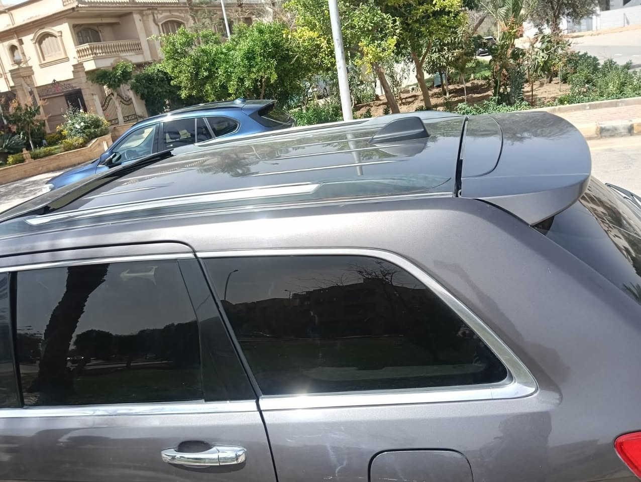 Jeep grand cherokee 2016 limited
اعلي فئة 

فبريكا جوا بالكامل

عداد 175,000km قابل للزياده.                        

جميع الكماليات 

شاشات . كراسي كهرباء. حساسات . شنطه كهرباء

رخصه سنتين مرور الجيزه

كاوتش زيرو بيرلي انتاج السنه 

عفشه مجددة بالكامل

ليد امامي جديد

راشه جنبين نظافه نتيجة كلح

معاينه

ف شبرا أمام قسم أول شبرا برج التطبيقين

العربية علي المفتاح مش محتاجة جنيه

للتواصل:01098402451


**إذا كنت صاحب هذا الإعلان وتريد حذفه لأي سبب، رجاءا أرسل رسالة إلى الدعم الفني**
