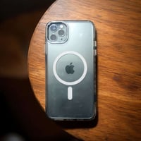 آيفون 11 برو ماكس • ٢٥٦ • بطاريه ٩٠