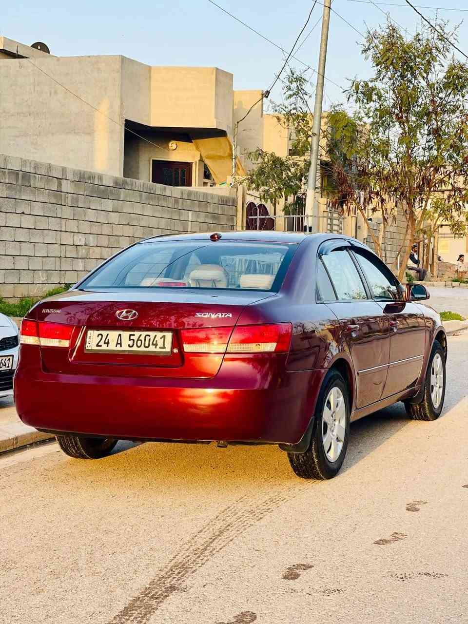 سوناتا 2008 محرك 2400
بدون صبغ أمريكي ضررها شبر بلجاملغ الخلفي اني الشرعي رقم دهوك 
محرك مامفتوح حساسات كلها شغاله
لايت زينول طخم محرك شرط (اتصل على راقم (***********)
