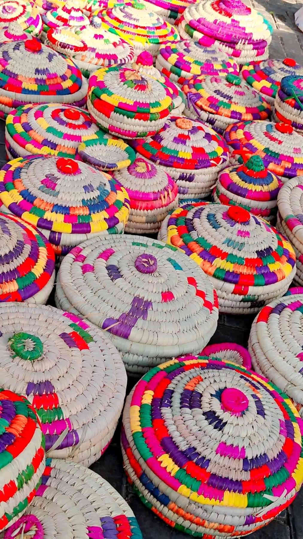 توفر جدر خبز كليجه ومعجنات شغل خوص درجة اولى حجام مختلفمه وسعار مناسب توصيل لجميع  داخل بغداد ***********
