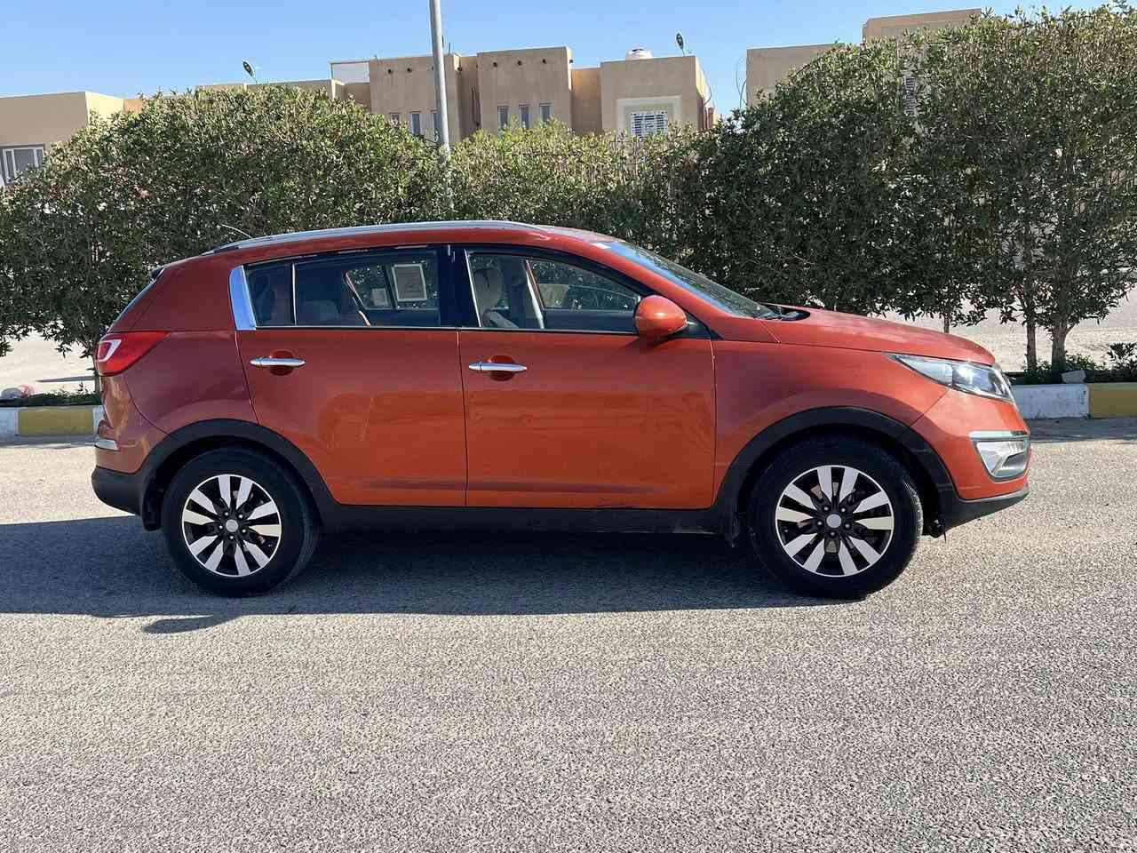 بيع مستعجل عندي ضرف طارى سبورتج 2013 خليجي 2400 ----4ويل 
سعره108$ وبيه مجال مكاني نجف
***********
