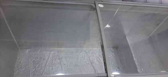 السلام عليكم
مجمدة للبيع (UGER) تركي نضيفة كلش وتبريدهة قوي
خلال نص ساعة تصير ثلج
عرضهة مترتين و ۲۰ تفيد للموطة وللحوم وتفيد لابو الاسواق وللجملة وحتة للبيت وشرط الفحص
السعر ٤٥٠ وبيهة مجال بسيط
وهذا رقمي لليحب يستفسر
***********
