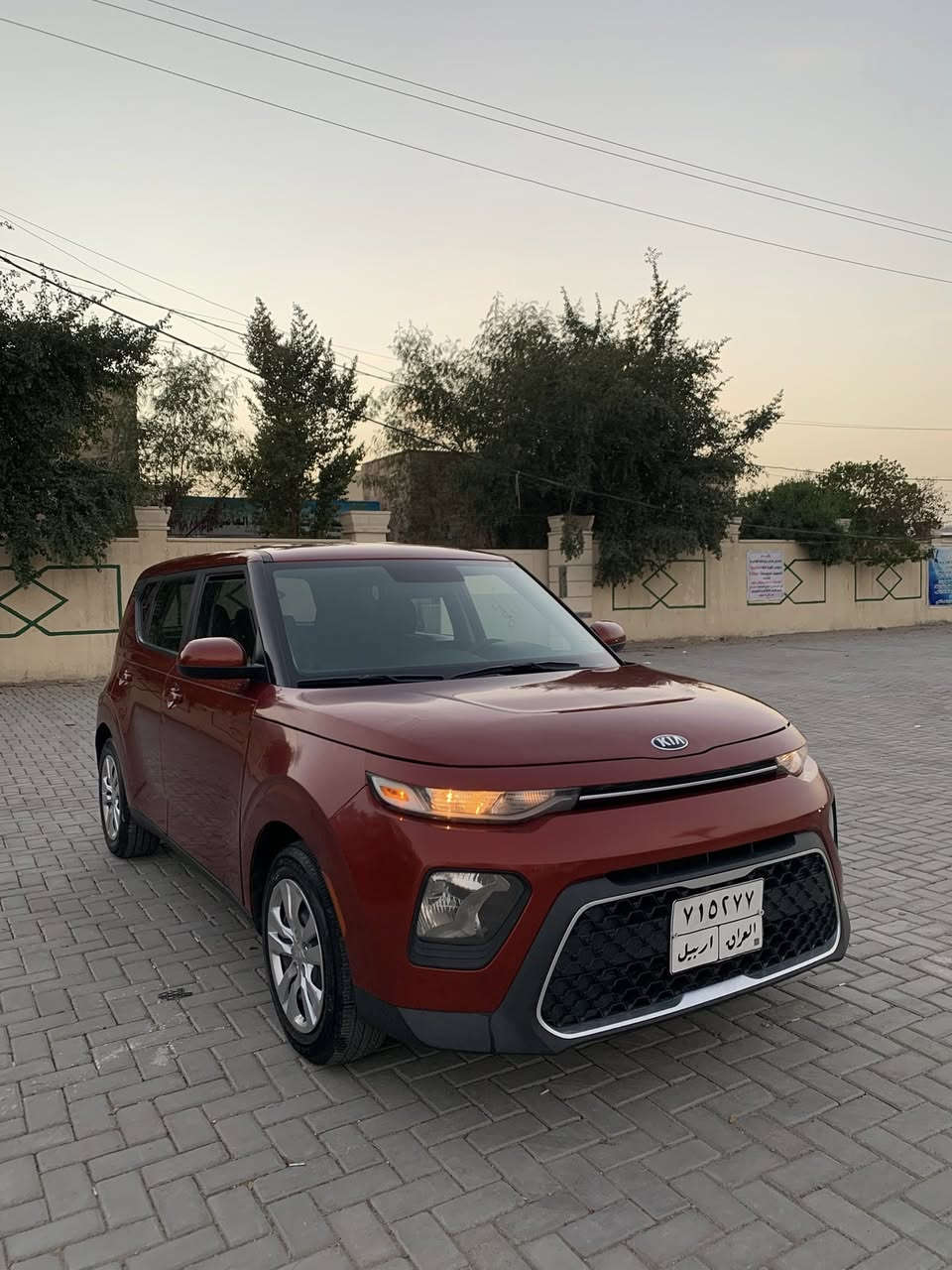 كيا صول 2020 وارد امريكي بيها صبغ جاملغ ونص بنيد فقط سياره جديده جدا وجاهزه مواصفات نص فول مكينه 2000 دوش شاشه جبيره وكامره دواره سياره جاهزه بدون نواقص السعر 138 ورقه وصور حادث بلمنشور 
*********** 
‭0788 287 0045‬
