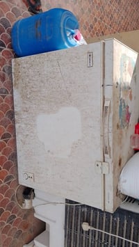 فريزر غلف • نضيف • حجم صغير