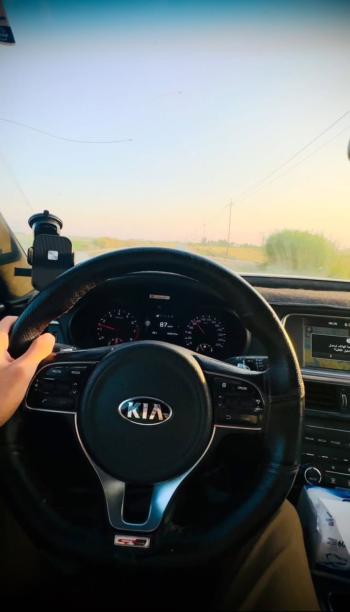 العداد: 165,000 كم (حقيقي)
المحرك: 2400 سي سي

الحالة: مكفولة كفالة عامة من الصبغ والتبديل – السيارة بحالة ممتازة جداً

المواصفات:

 • تشغيل بصمة عدد 2

 • فتحة بانوراما

 • شاشة نافيجيشن مع نظام Apple CarPlay

 • تحكم كامل من المقود (ستيرن) + ستيرن رياضي حرف D

 • 3 وضعيات قيادة

 • كراسي جلد كهربائية مع تدفئة وتبريد

 • خزن كراسي (ميموري)

 • داخلية لون ماروني

 • حساسات أمامية وخلفية

 • 4 كاميرات مع كاميرا خلفية دوّارة

 • رادار نقاط عمياء جانبي وخلفي

 • تدفئة في المقود

 • أضواء زينون بعدسة متحركة مع المقود

 • إضاءة LED نهارية/ليلية + ضوء خلفي LED

 • نظام صوت Harman Kardon مع 10 سماعات + مضخم أمامي وخلفي

 • 12 وسادة هوائية (Airbag)

 • زرار إضاءة (Fog Light)

 • مساحات أوتوماتيكية عند المطر

 • هاند بريك بصمة + نظام Auto Hold

 • نظام تحديد المسار

 • مرايا جانبية كهربائية – قابلة للطي – مع تدفئة

 • صندوق ذكي يفتح عند الاقتراب

 • نظام تبريد مزدوج (ثلاجة قطعتين)

 • هوائي (أريل) طيّارة مع نافيجيشن

 • النوافذ الأمامية أوتوماتيكية

 • دبل كزوز (عادم مزدوج)

الــسعر _175

للتواصل:   2016

*رجـــاءً بـس الـشراي يـتصل

📍 الموقع: بغداد – أبو غريب

رقم الهاتف:***********
