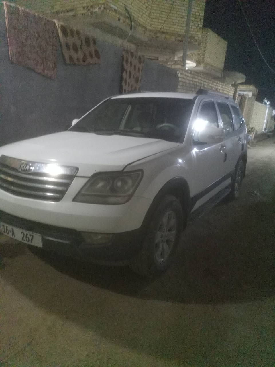 عندي مهافي خليجي موديل 12 فول مواصفات كشنات جلد فتحه بلسقف تبريد ثلج 7 راكب كير محرك مكفولات جاهزه من كلشي بيها صبغ اني ابيعلك عام طبعا محرك وكيربرغي مامفتوح بيها علا ايدي رقم مميز دولي جديد سنويه لل30 عارضها ب115 واقل من 110 مابيع بلعافيه علياخذها سياره أي گلوب بلدشبول مامعتلك ***********
